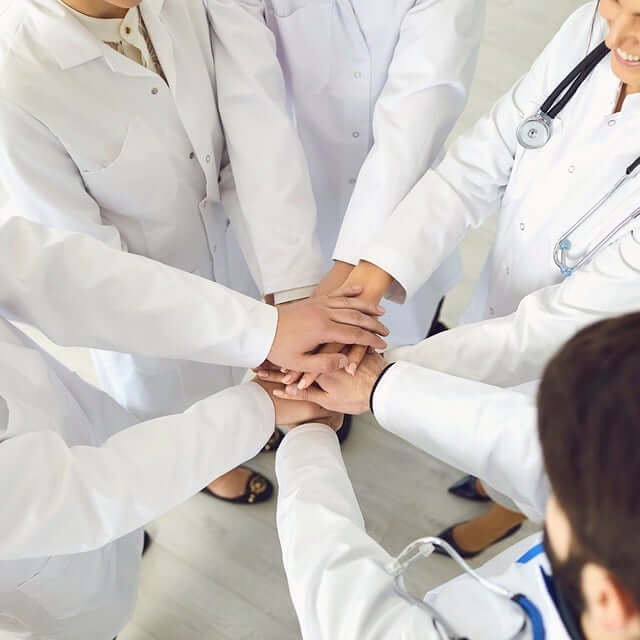 신생아 아프가 스코어(Apgar Score) 출생 후 1분 및 5분 측정 항목과 점수별 처치 반드시 알아야 할 핵심 정리